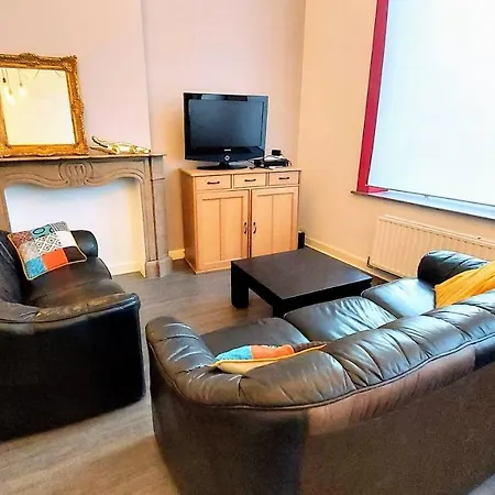 Charmante Chambre A Louer Au Centre De Gilly Charleroi